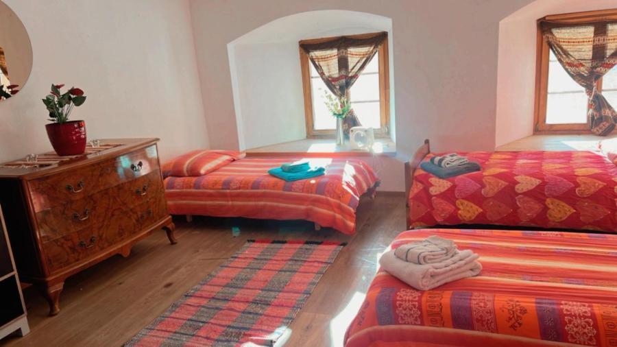 Hotel Chasa Crusch Sent Esterno foto